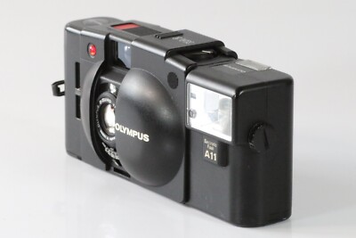 Near Mint] OLYMPUS XA2 35mm Point & Shoot + A11 Flash from