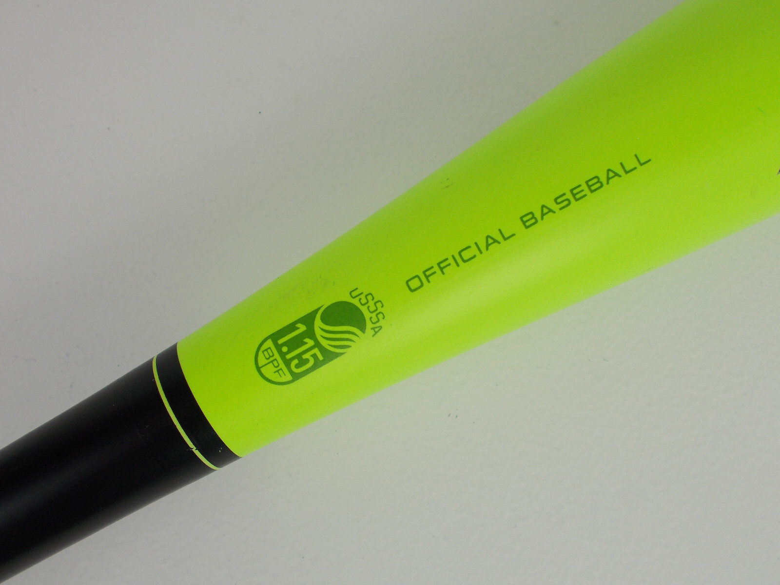 EASTON HEX YB57 Ultra Lite+ Youth Baseball Bat , 28 in 17 oz USSSA 1.