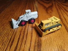 Lot Of 2 Vintage Dinky Toys International Dozer Payloader