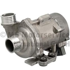 Pompe à eau BMW 635