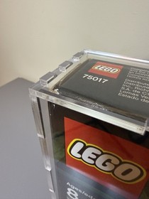 LEGO Star Wars: Duel On Geonosis (75017) new sealed with acrylic case