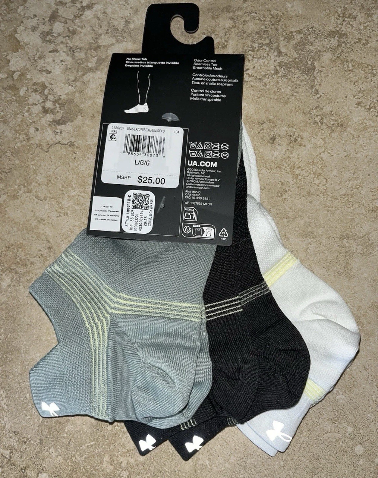 Under Armour 3 Pair ArmourDry Run Lite NO SHOW TAB Socks LARGE 8.5-13 W/B/T
Opens in a new window or