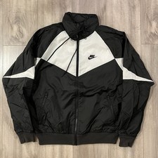 Nike Windrunner Jacket Mens Small White Black Packable Hood Back Hit AR2209-012
