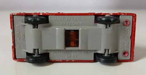 Matchbox Land Rover Fire Truck - Picture 4 of 4