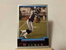 Wes Welker Cards and Autographed Memorabilia Guide 34