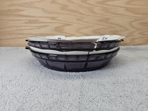 Piatti per torte vintage Pyrex Flavor Saver #229 9 1/2" ametista scanalata - lotto di 2 - Foto 12 di 12