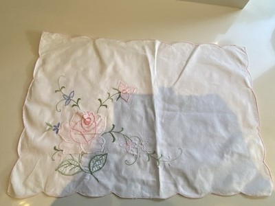 Vintage Esszimmer Schminktablett Tischunterlage mit Rose bestickt Taschen Detail