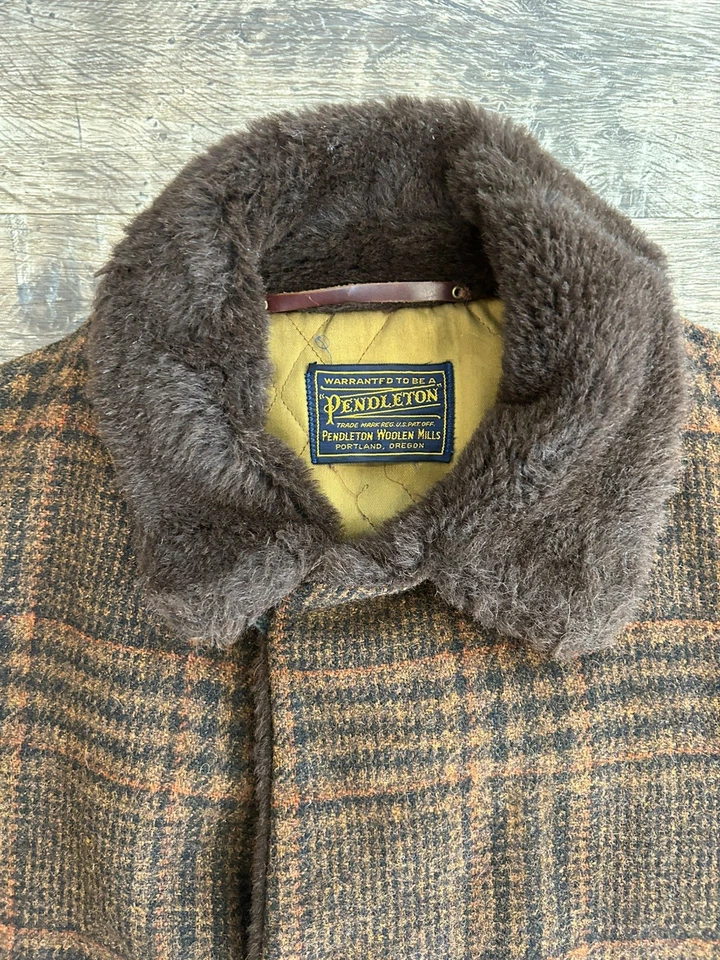 Vintage Pendleton Brown Plaid Fur Jacket/Coat 1970s Car Coat Western Large Wool - Image 3 of 4