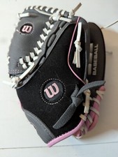 Wilson 9" T-BALL Youth Baseball Tee Ball Glove RHT WTA01RB15B59 Black / Pink