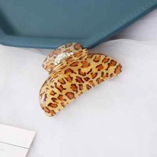 Women Medium Hair Claw Clips Hair Accessories