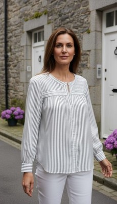 Striped White Black Button Long Sleeve Round Neck Blouse Size L Preppy Coastal