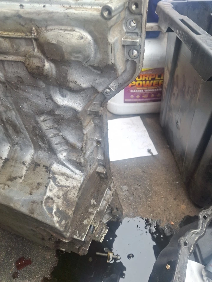 Mercedes Benz C250 SLK250 2012-2015 (W204 R172) 1,8 L M271 turbo motor cárter de aceite Foto 3 de 4