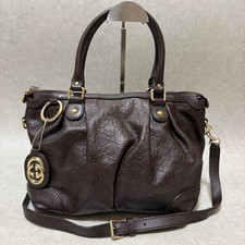 Borsa a mano Gucci GG Sukey tracolla pelle marrone oro ferramenta usata dal...