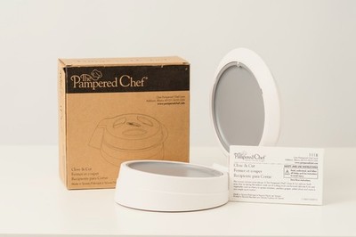 *** THE PAMPERED CHEF CLOSE & CUT SAFE MULTIPURPOSE FOOD SLICER 1118 NEW ***