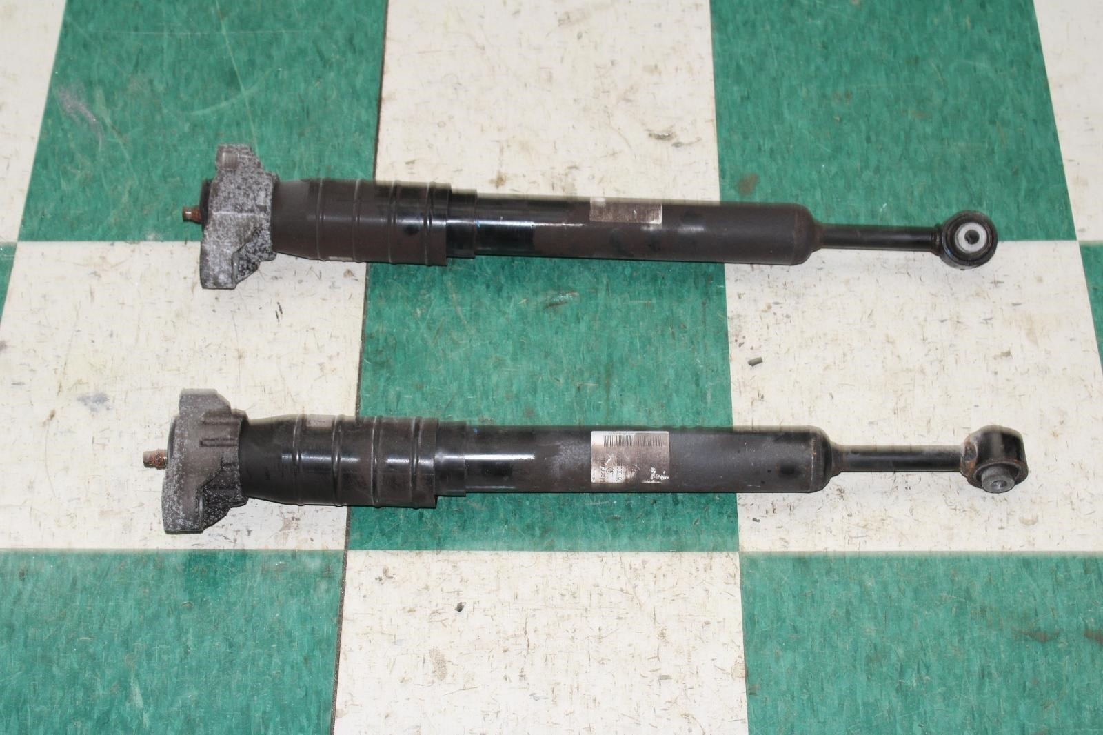 14-20 Ghibli SQ4 3.0L OEM Rear Back LH RH Shock Absorber Strut Pair 2x Factory