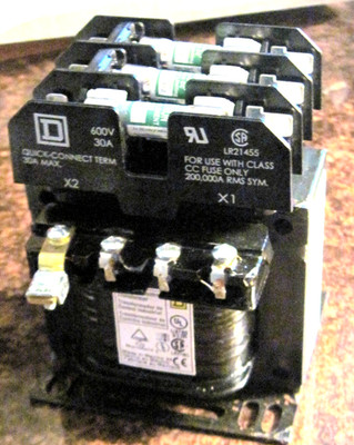 Square D Control Transformer 9070TF100D1 50/60Hz; Sec 120/115/110VAC NEW