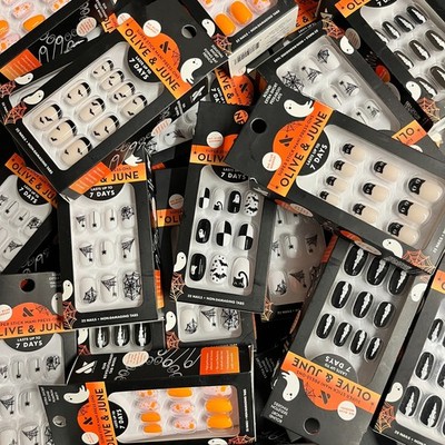 Lot of 30 - Olive and June Press-On Nails 7 Days Halloween Random Colors & Sizes