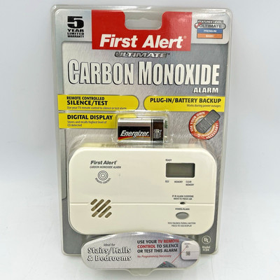 FIRST ALERT CARBON MONOXIDE ALARM MODEL-FCD4 NEW SEALED FREE SHIP NOS (2003)