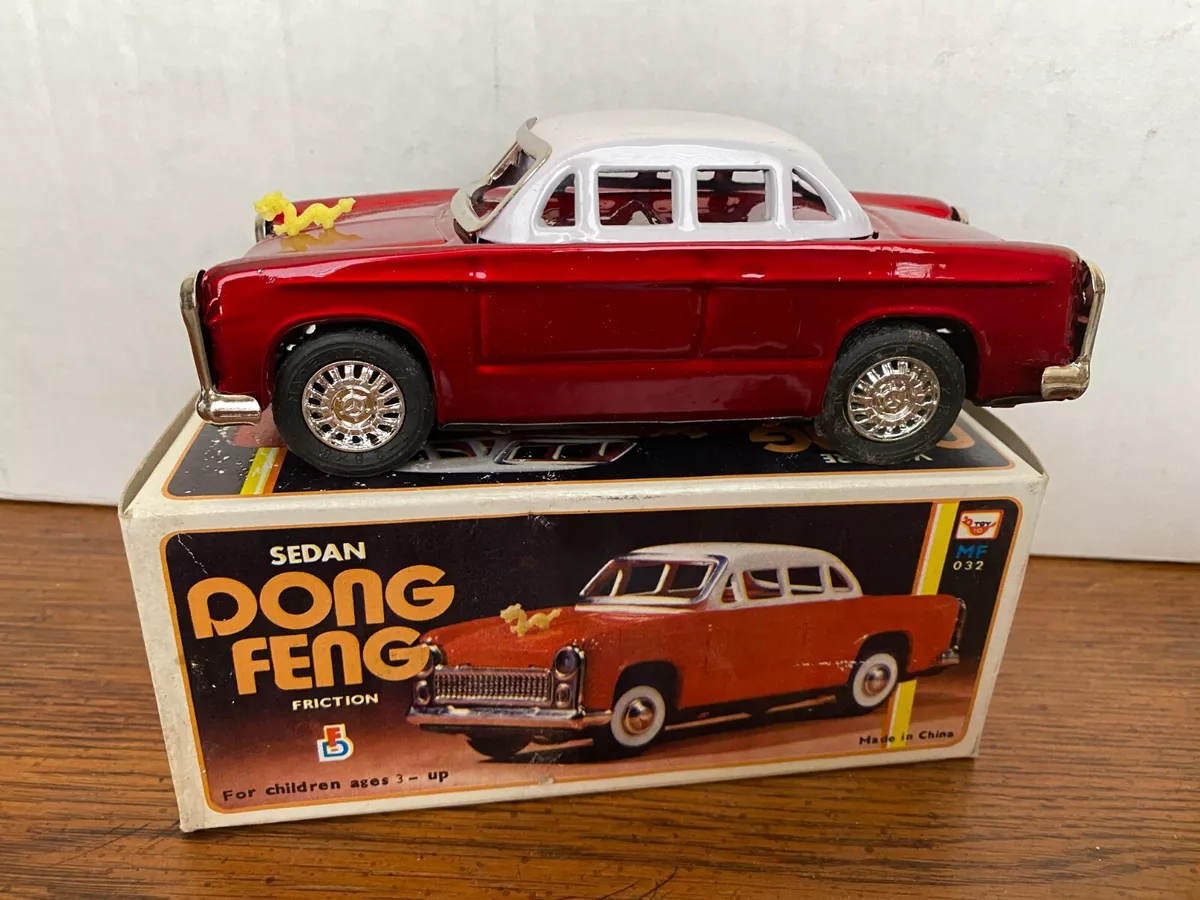 RARE VOITURE SEDAN DONG FENG FRICTION RED METALLIC AND WHITE TOP WORK GREAT