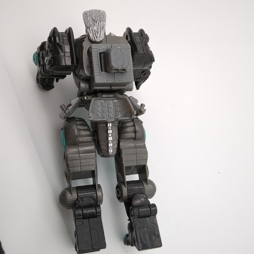 Transformers 2005 Cybertron Voyager Class Nemesis Breaker Toy Figure - Picture 6 of 6