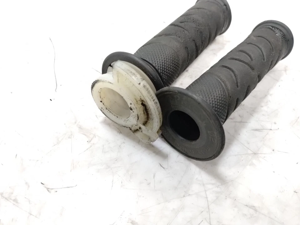 Ducati Monster 696 M696 2013 tubo de acelerador y agarre Foto 2 de 4