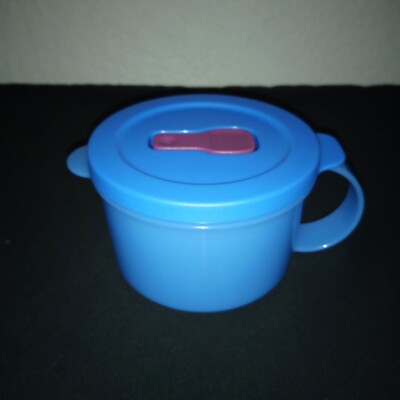 Tupperware Crystalwave Plus Soup Mug Container Microwavable Blue 2 Cup NEW