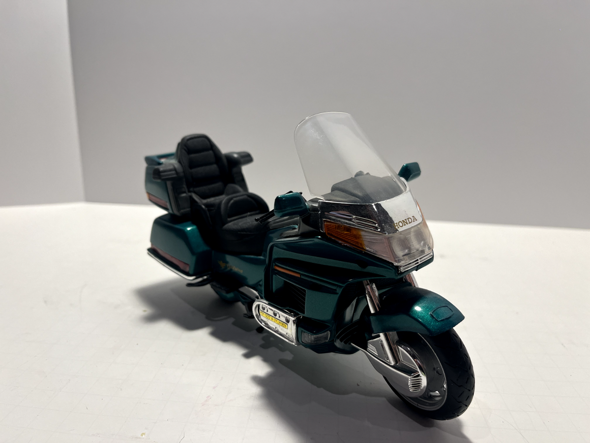 Honda Goldwing Motorcycle; 1:12 Scale; Plastic Model | eBay