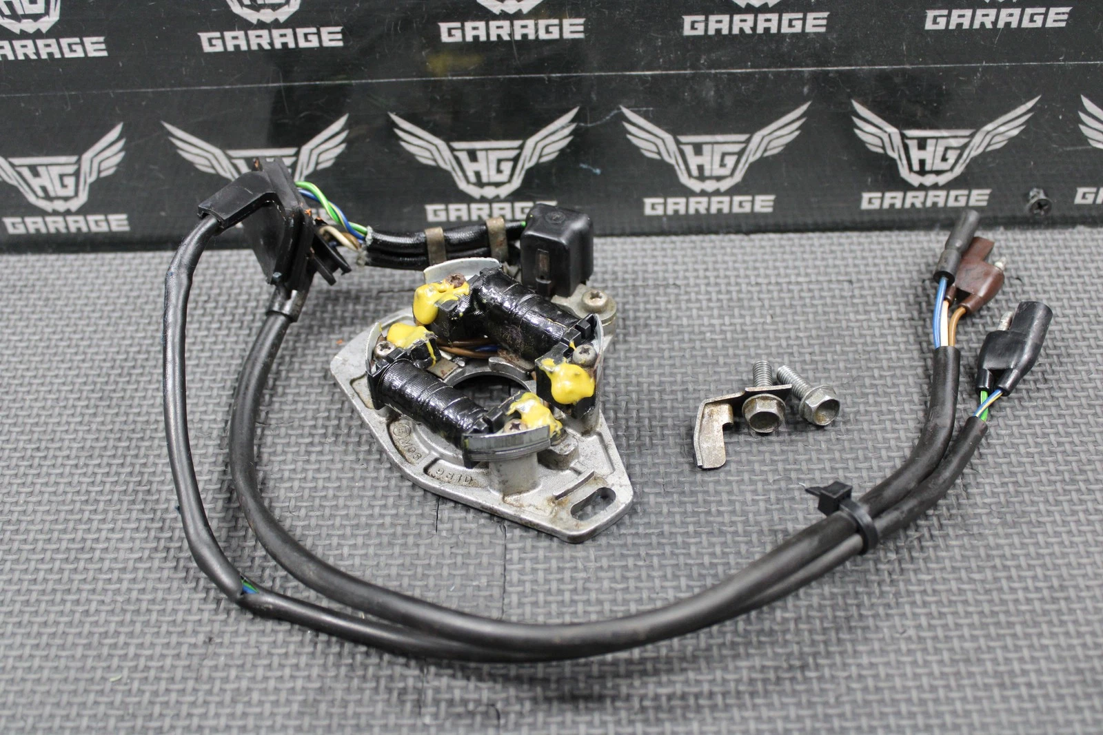 1987 1988 HONDA CR125R OEM STATOR MAGNETO ALTERNATOR 31100-KS6-831 GOOD!