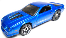 2014 Hot Wheels Hw 85 Chevy Camaro Iroc-z Z28 Blue 164 Diecast 3 Car W Black 2014 Hot Wheels Hw 85 Chevy Camaro Iroc-z Z28 Blue 164 Diecast 3 Car W Black