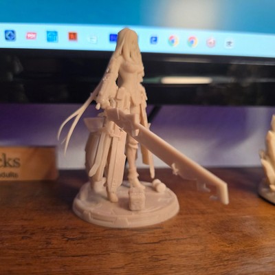 Desk Mate Collectible   Ember Veyra Blade Vanguard   Made-to-Order 90mm