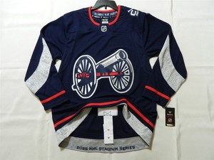 Maillot Columbus Blue Jackets bleu marine pour jeune Maillot Columbus Blue Jackets bleu marine pour jeune