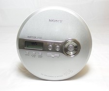 Sony MP3 FM Radio Walkman Personal CD Player - Silver D-NF340/SC