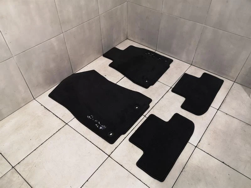 Alfombrillas LEXUS RC F TRACK XC10 LEXUS RC F MANILLAR DERECHO RHD  - Imagen 4 de 4