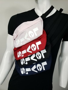 levis logo sling