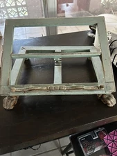 Beautiful  Vtg Wooden Claw Foot Book Holder Rest With Different Heights