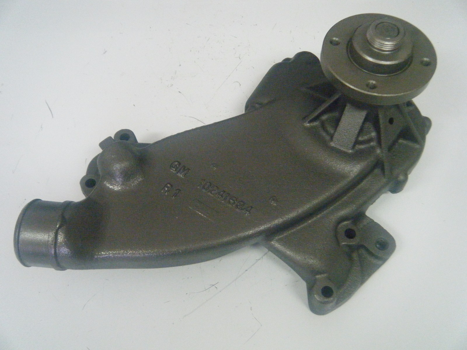 HYSTER 1451048, CAST # 10241634 WATER PUMP REBUILT, INCLUDES CORE 