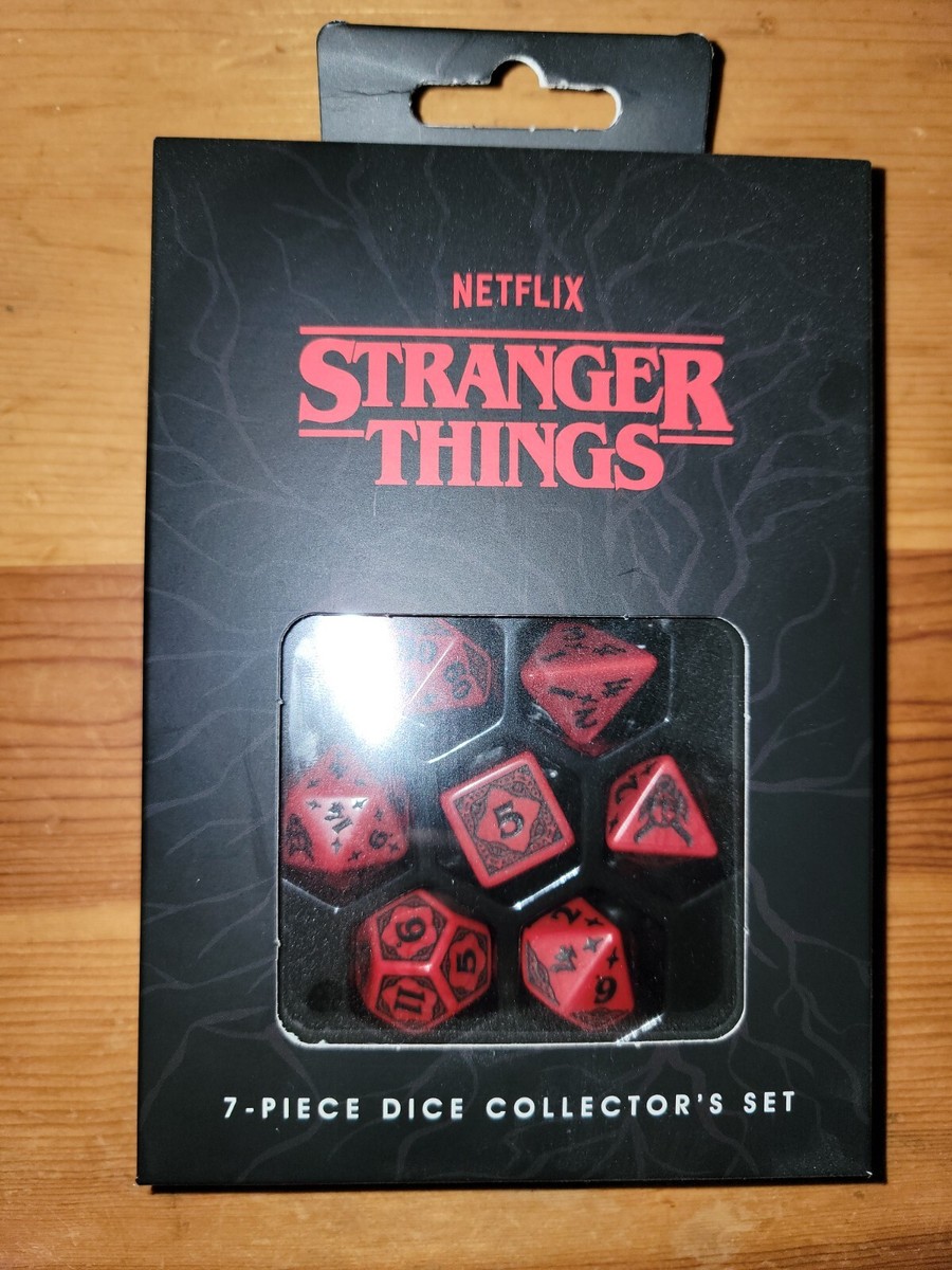 stranger things Hell Fire Club Exclusive 7-piece dice collecters