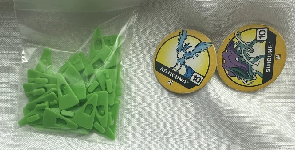 Juego Pokemon Master Trainer 2001 de Milton Bradley casi completo buen estado Foto 3 de 4