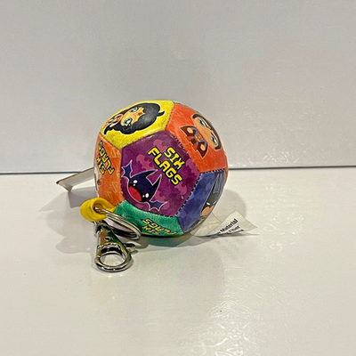 シナダ　平成レトロ　天使うさくまカラフルキーチェーンマスコット　6個 Six Flags Magic Mountain charm & Harley Quinn kawaii keyring