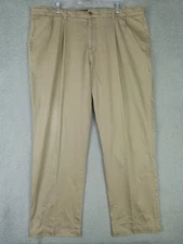 Dockers Mens 42x32 (42x31 Actual) Khaki Signature Pleated Dress Pants