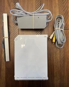 Wii Console With Sensor Bar, AV Chord,  Sensor Chord, Power Chord TESTED