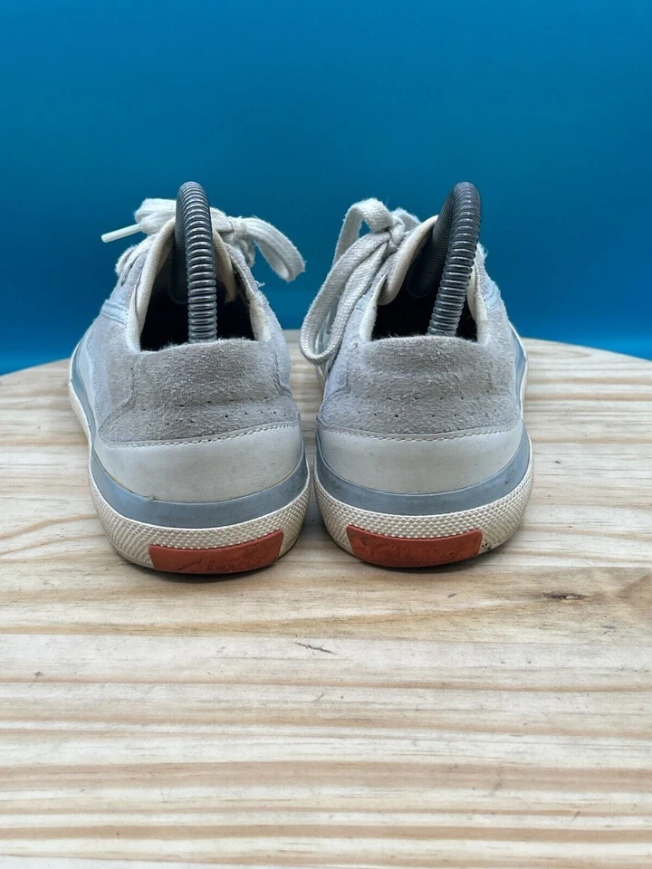 Clarks Athletic Shoes Women's Sz 7 Gray White Lace Up Running Sneakers - Image 3 of 4