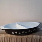 Vintage Pyrex Snowflake 1.5 Quart Divided Oval Glass Casserole Dish B&W Made USA