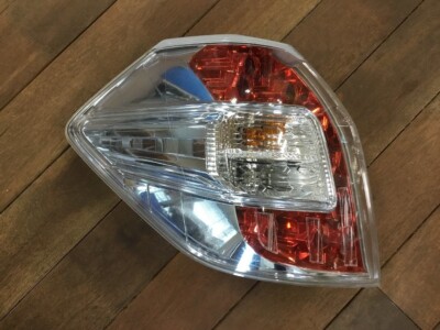Original Honda JAZZ Fit Shuttle GP2 Hybrid LED Links Rücklicht Heckleuchte OE...