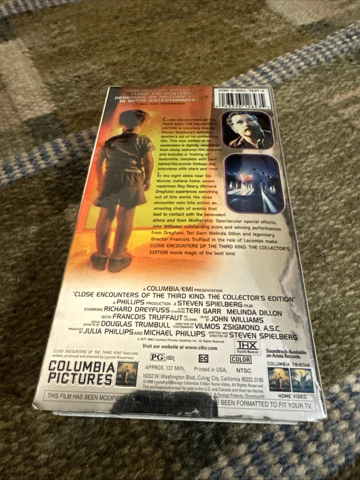 Close Encounters of the Third Kind 1998 Collector's Edition VHS - Image 2 of 3