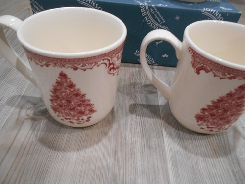 4 Johnson Brothers Old Britain Castles Pink Christmas Tree Mugs Unused 8183 - Picture 3 of 5