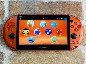 PS Vita PCH-2000 Metalic Red SONY  Japan Tested Charger 16GB Memory card