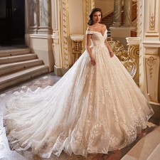 Off the Shoulder Wedding Dresses Appliques Sleeveless Bride Ball Gown Princess