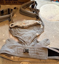 Ergobaby 360 Bundle of Joy 4 Position Baby Carrier - Grey BCII360AGRYV3 