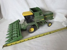 Vintage 1979 Ertl John Deere 1/16 Scale Diecast Turbo Combine Attachment P16